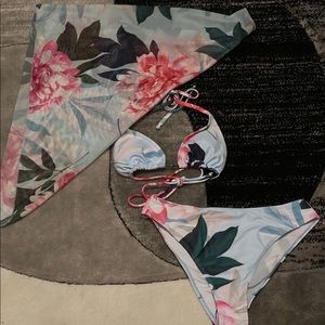 Brand new Sexy never worn 2 piece set from F.N 👩